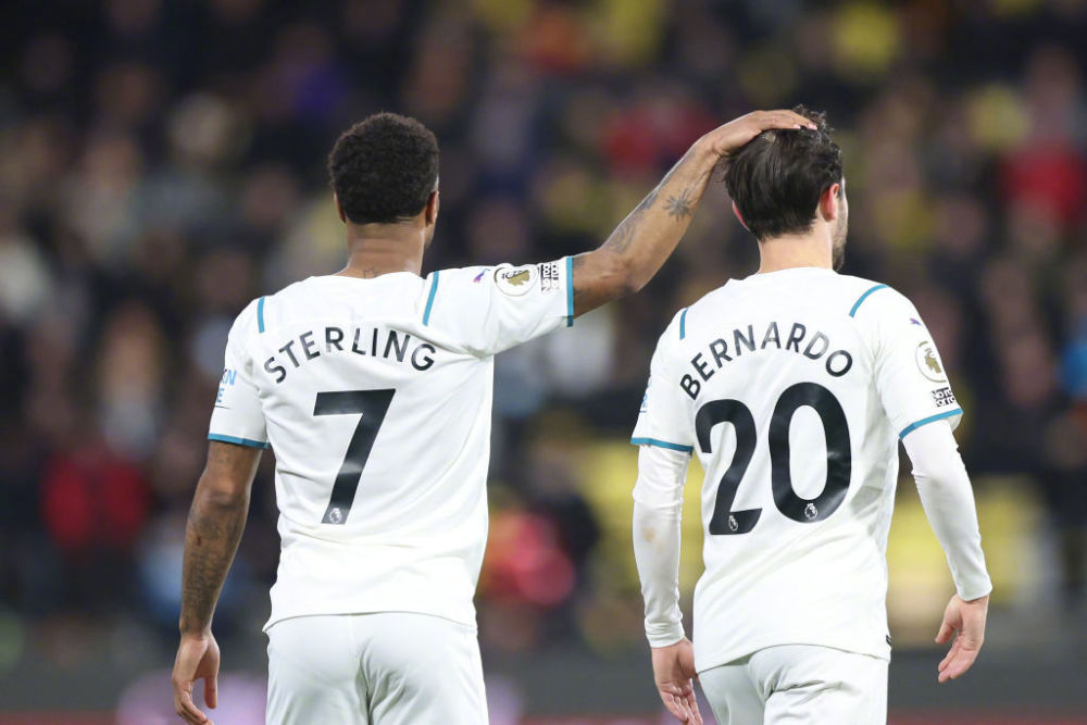  利物浦绝杀曼城登顶榜首  